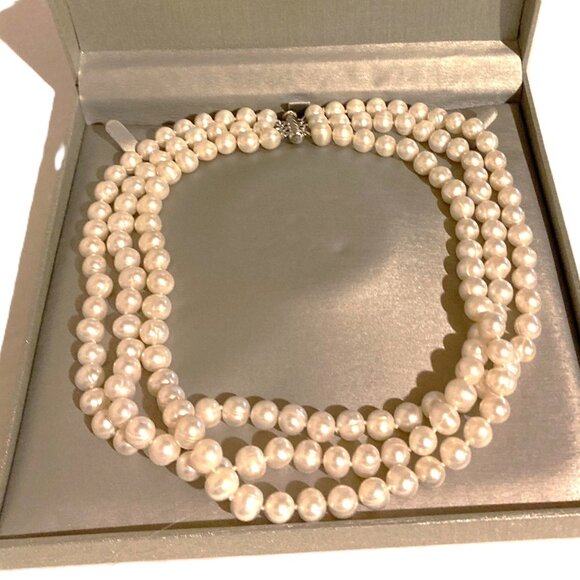 Zales Jewelers Three-Stranded Freshwater Cultured Pearl Necklace w/Silver Clasp - Picture 3 of 12